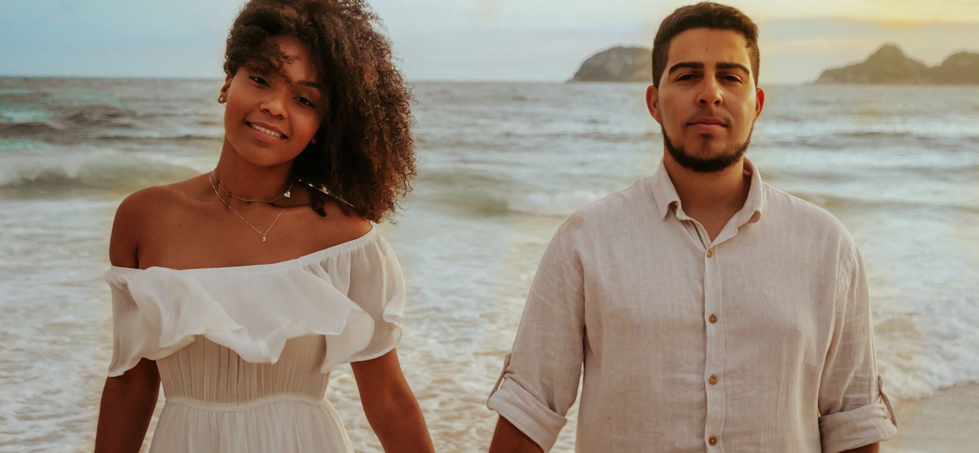 Homem e mulher no namoro.